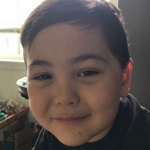 Meet your Posher, Leo